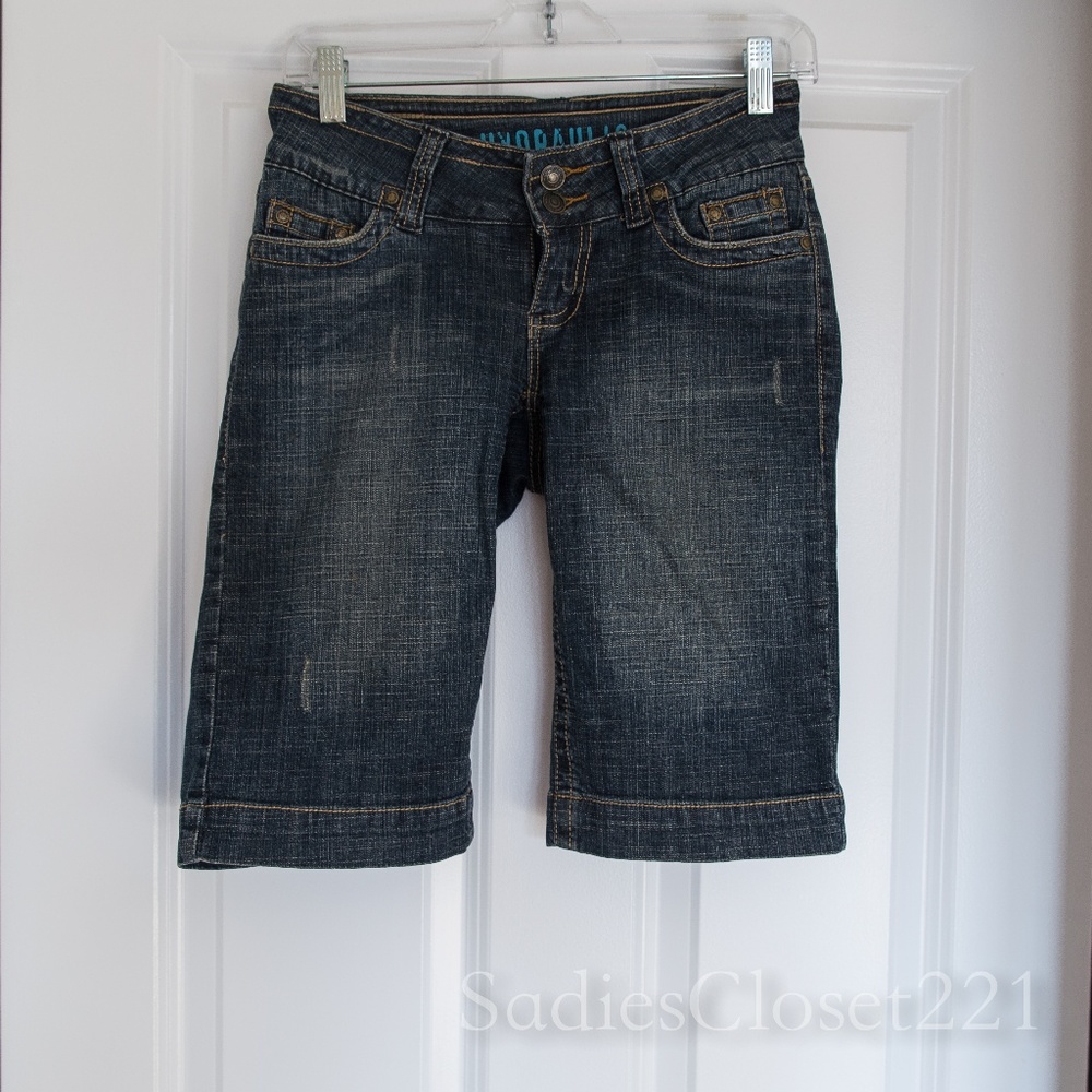 Hydraulic Bermuda Denim Shorts Size 3/4